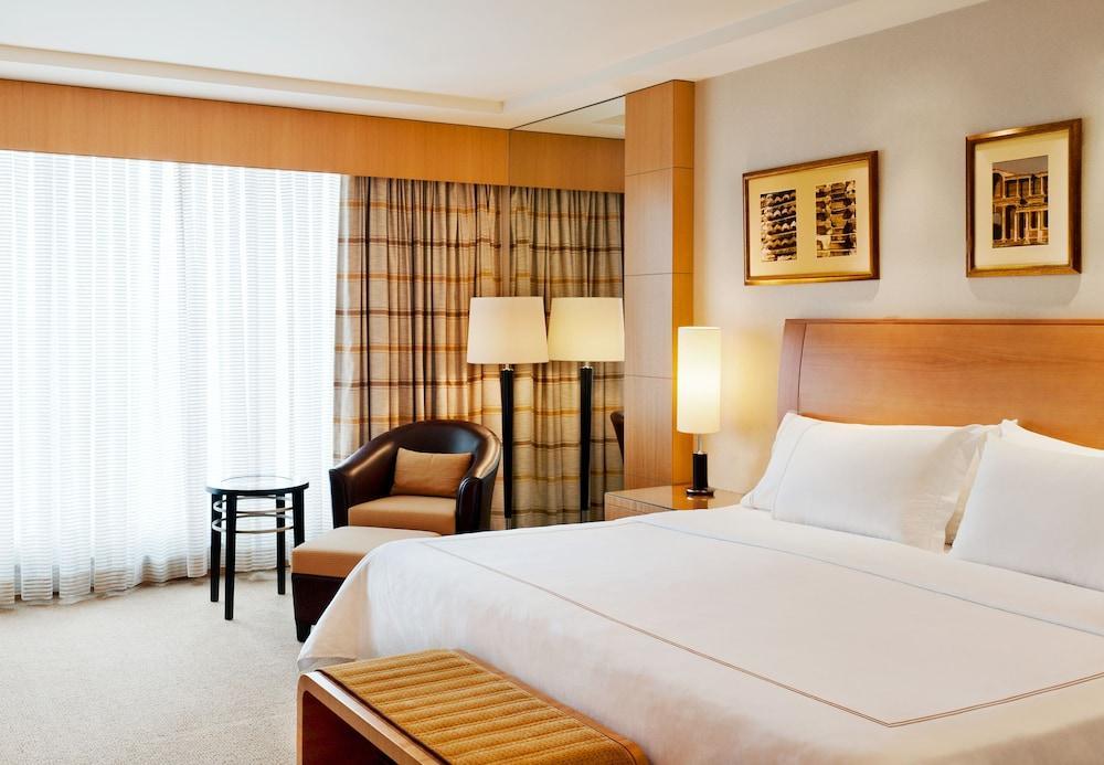 Lugal, A Luxury Collection Hotel,
