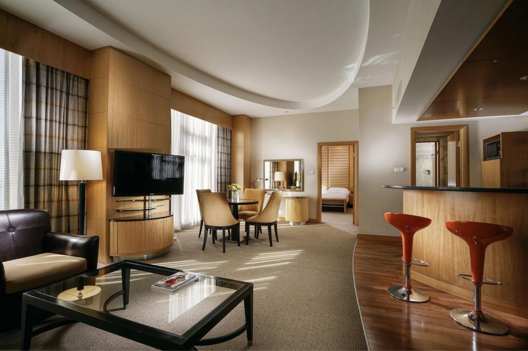 Lugal, A Luxury Collection Hotel,